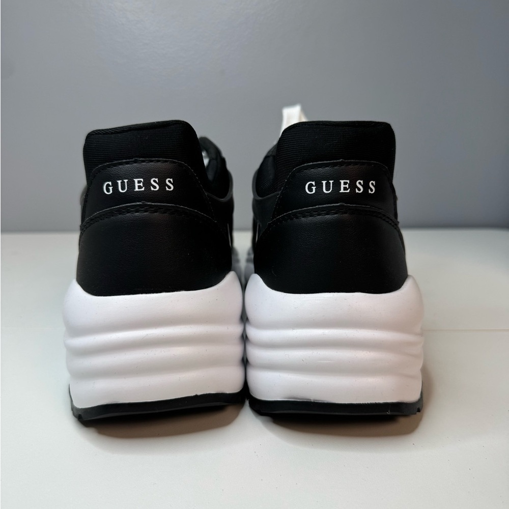 Guess 9.5 women Black Sneakers - Picture 3 of 6